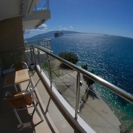 Azzura Flats Διαμέρισμα *