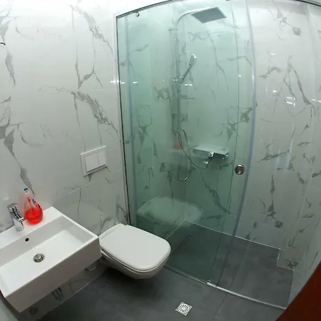 Azzura Flats Sarandë